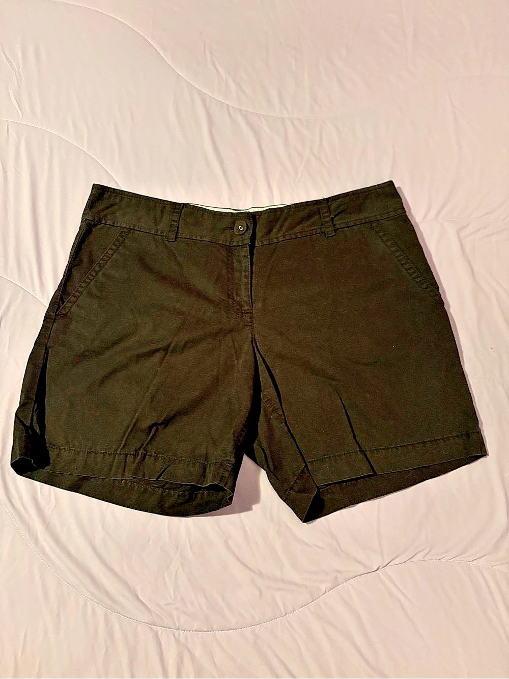 Ann Taylor LOFT Women's Black Bermuda Shorts Size 8